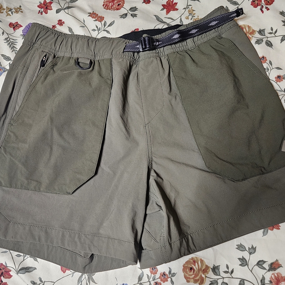 Men's Olive Green Shorts with Belt